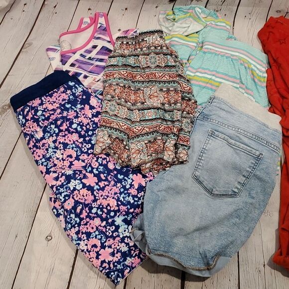 Girl's size 16 clothing bundle - Picture 2 of 3